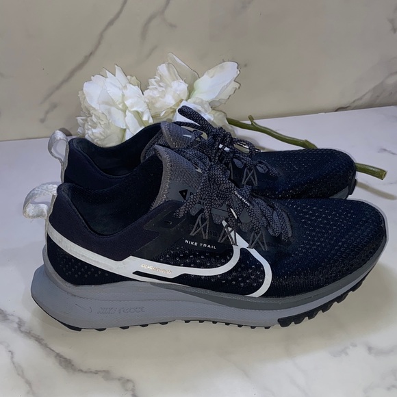 Nike Pegasus 4 Trail Sneakers Black and Gray Trail Shoes Size 9 - Picture 8 of 17